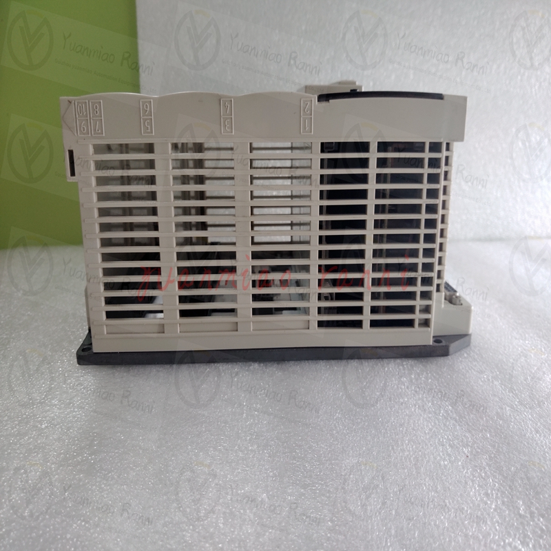 SCHNEIDER/施耐德 TSX3705028DR1