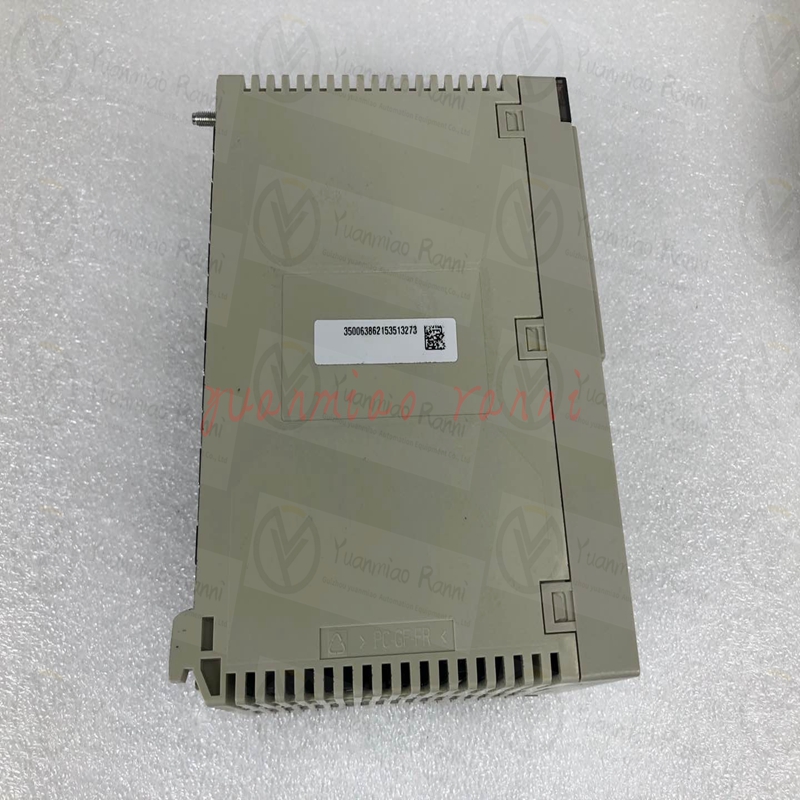 SCHNEIDER/施耐德  TSXP572823M